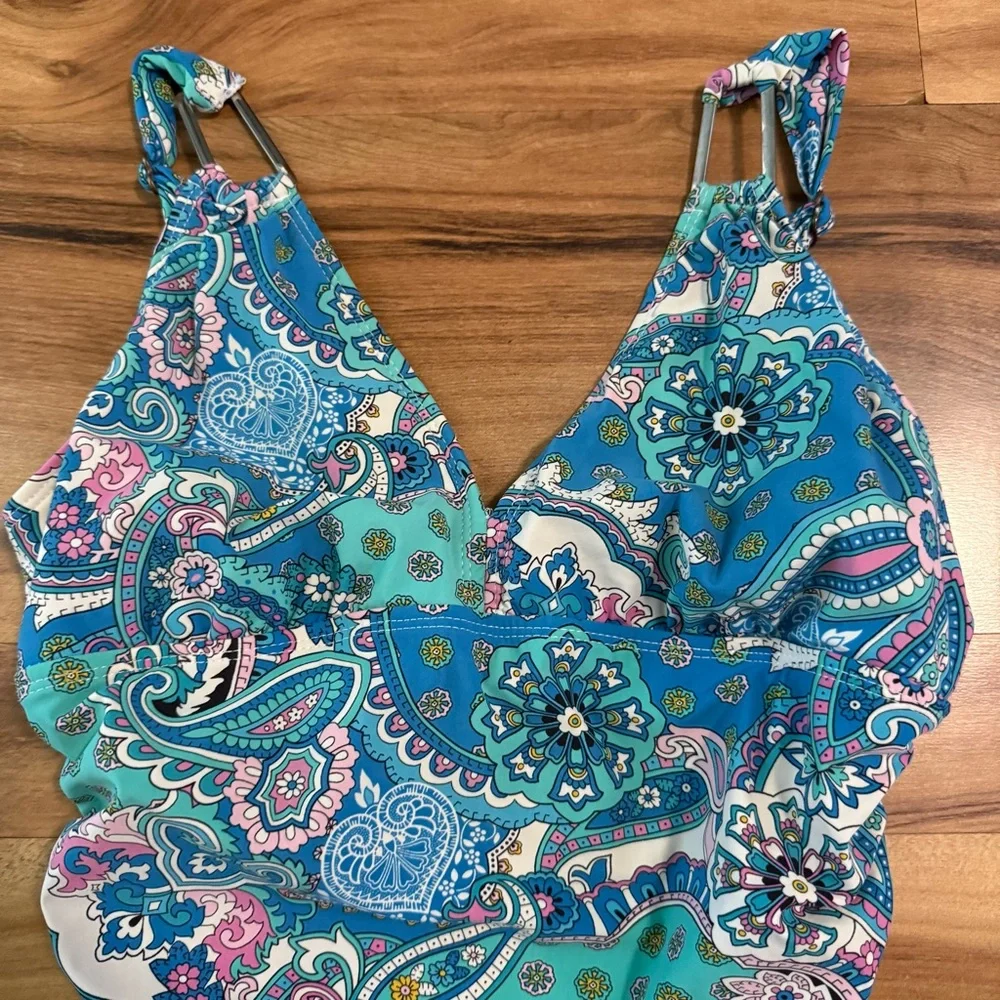 SPANX Assets by Sara Blakely Aqua Blue Pink Paisley One Piece Swimsuit‎ Small